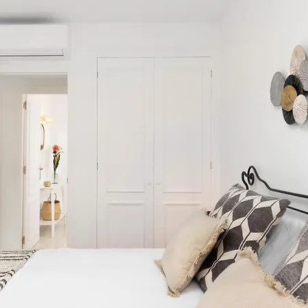Apartment 3 Bedroom In The Heart Of Puerto Banus