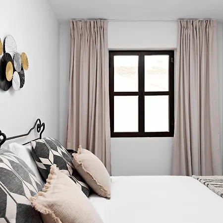 3 Bedroom In The Heart Of Puerto Banus *