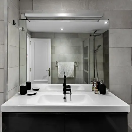 Modern 3 Bedroom In Centre Of P. Banús Rdr272 *